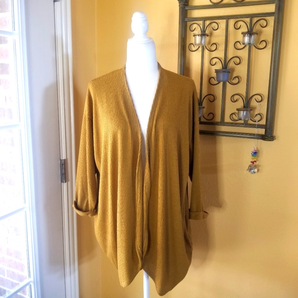 NWOT Ginger G Mustard Yellow Open Front Cardigan